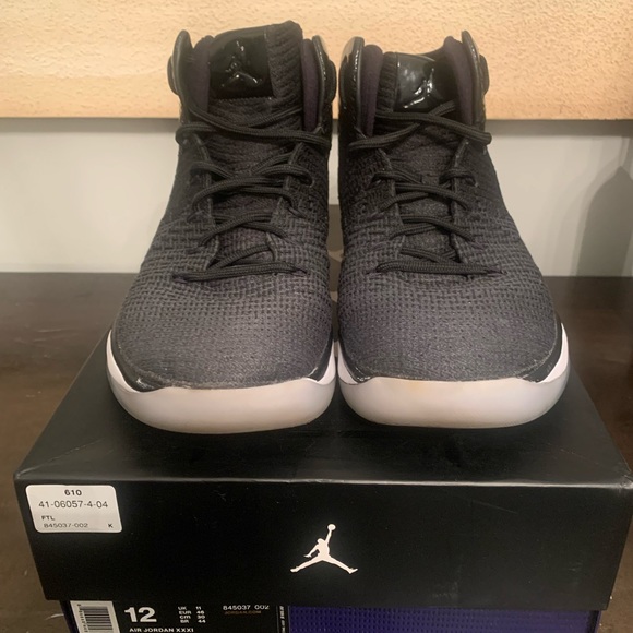 Jordan 31 Space Jam 2016 - Size 12 - Picture 5 of 10